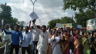 The morcha was condemned by the attack on Ambedkar | आंबेडकर यांच्यावरील हल्ल्याच्या निषेधार्थ मोर्चा The morcha was condemned by the attack on Ambedkar | आंबेडकर यांच्यावरील हल्ल्याच्या निषेधार्थ मोर्चा