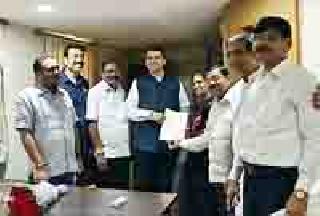 Give GST grants on the basis of a reasonable amount | जकातीच्या आधारावर जीएसटी अनुदान द्या Give GST grants on the basis of a reasonable amount | जकातीच्या आधारावर जीएसटी अनुदान द्या