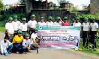 Completed 125 days of cleanliness | किल्ला स्वच्छतेचे १२५ दिवस पूर्ण