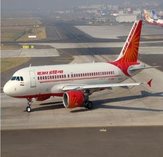 In the domestic flight of Air India, only "Vegan meal" | एअर इंडियाच्या देशांतर्गत प्रवासात आता फक्त "व्हेज जेवण"