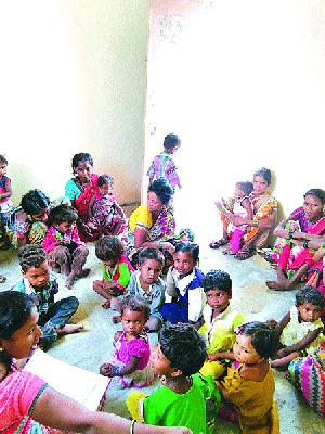 'Urmi' resulted in learning about 43 out of school children ' | ‘उर्मी’मुळं ४३ शाळाबाह्य मुलं शिकू लागली ‘ग म भ न’ 'Urmi' resulted in learning about 43 out of school children ' | ‘उर्मी’मुळं ४३ शाळाबाह्य मुलं शिकू लागली ‘ग म भ न’
