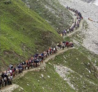 Satara 35 pilgrims who went to Amarnath shrine safely | अमरनाथ दर्शनाला गेलेले साताऱ्याचे ३५ यात्रेकरू सुखरूप Satara 35 pilgrims who went to Amarnath shrine safely | अमरनाथ दर्शनाला गेलेले साताऱ्याचे ३५ यात्रेकरू सुखरूप
