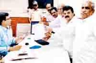 OBC scholarship stuck in | ओबीसींची शिष्यवृत्ती अडली OBC scholarship stuck in | ओबीसींची शिष्यवृत्ती अडली