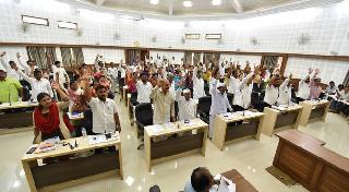 The government priest in Ambabai temple | अंबाबाई मंदिरात सरकारी पुजारी नेमा
