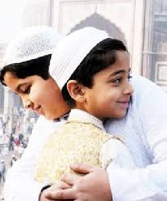 Hanuman temple has been organized in the event of Eid! | हनुमान मंदिरात पार पडला ईद मिलनाचा कार्यक्रम!