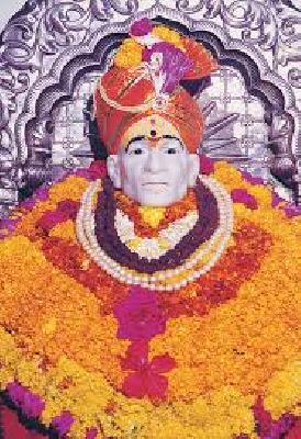 The crowd of devotees in Shiga for Gurupurnime | गुरुपौर्णिमेनिमित्त शेगावात भाविकांची गर्दी