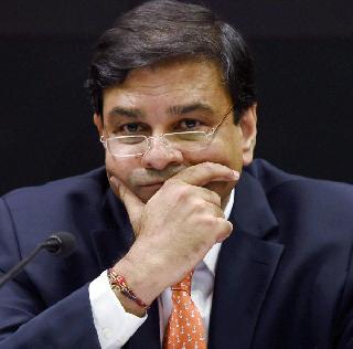 We are still calculating the notes being withdrawn from the currency - Urjit Patel | चलनातून बाद झालेल्या नोटा अद्याप मोजत आहोत - उर्जित पटेल