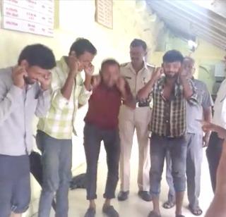 VIDEO: The education of rapture on the openers in Washim | VIDEO : वाशिममध्ये उघड्यावर शौच करणा-यांना उठाबशांची शिक्षा