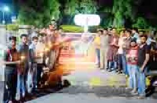 Kopardi's tribute to the victim | कोपर्डीच्या पीडितेला श्रध्दांजली