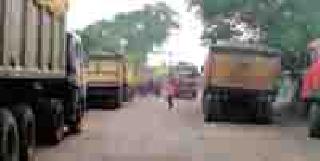 Road parking: | रस्त्यावर पार्कींग : Road parking: | रस्त्यावर पार्कींग :