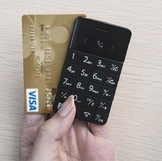 Credit card size world's smallest mobile launch in India | क्रेडिट कार्डच्या आकाराचा जगातील सर्वात छोटा मोबाईल भारतात लाँच