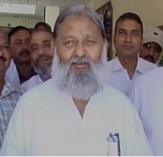 There is no improvement in Rahul even after unmarried- Anil Vij | आजोळी जाऊनही राहुलमध्ये सुधारणा नाही- अनिल विज There is no improvement in Rahul even after unmarried- Anil Vij | आजोळी जाऊनही राहुलमध्ये सुधारणा नाही- अनिल विज