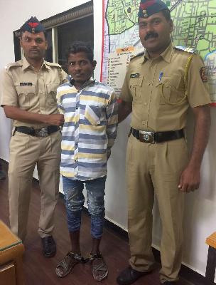 Police suspect suspected of assault: Beat Marshall's performance | पोलीस हल्ल्यातील संशयित ताब्यात : बीट मार्शलांची कामगिरी