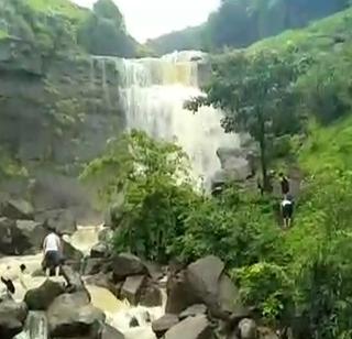 VIDEO: The silence of 'Bhavali'. | VIDEO : ‘भावली’च्या शांत धबधब्यांची मोहिनी..!