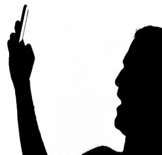 Selfi was killed by the youth | सेल्फीच्या नादात तरुणाचा झाला मृत्यू Selfi was killed by the youth | सेल्फीच्या नादात तरुणाचा झाला मृत्यू