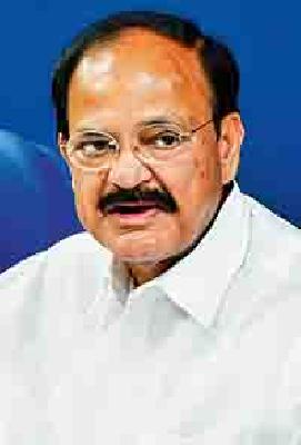 Welcoming from the team circle of Venkaiah Naidu's candidature | वेंकय्या नायडूंच्या उमेदवारीचे संघ वर्तुळातून स्वागत