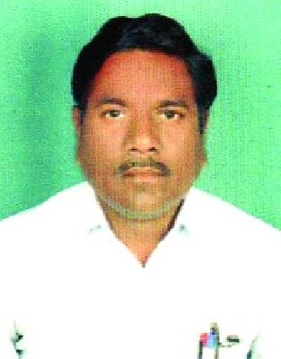 Headmaster's suicide due to a teacher's problem! | शिक्षकांच्या त्रासाला कंटाळून मुख्याध्यापकाची आत्महत्या!