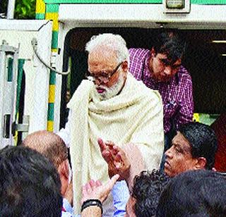 Now God should give me strength to fight | देवानंच आता मला लढण्याची ताकद द्यावी Now God should give me strength to fight | देवानंच आता मला लढण्याची ताकद द्यावी