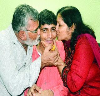 Dombivli's Shesh She is the first in the CA examination; Mumbai's Krishna Gupta III | डोंबिवलीचा राज शेठ सीए परीक्षेत पहिला; मुंबईचा कृष्णा गुप्ता तिसरा Dombivli's Shesh She is the first in the CA examination; Mumbai's Krishna Gupta III | डोंबिवलीचा राज शेठ सीए परीक्षेत पहिला; मुंबईचा कृष्णा गुप्ता तिसरा