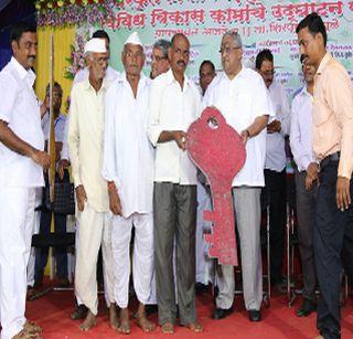 Elimination of poverty due to water and education - Amishbhai Patel | पाणी अन् शिक्षणामुळे गरिबीचे निर्मूलन -अमरिशभाई पटेल Elimination of poverty due to water and education - Amishbhai Patel | पाणी अन् शिक्षणामुळे गरिबीचे निर्मूलन -अमरिशभाई पटेल