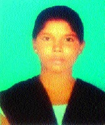 Girl's suicide due to lack of education! | शिक्षणासाठी पैसे नसल्याने मुलीची आत्महत्या!