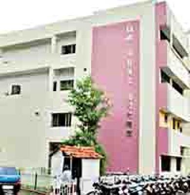 Guardian Minister sent a message to the officials | पालकमंत्र्यांनी अधिकाऱ्यांना सुनावले खडेबोल Guardian Minister sent a message to the officials | पालकमंत्र्यांनी अधिकाऱ्यांना सुनावले खडेबोल