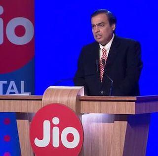 Reliance net profit of Rs 30,000 crore - Mukesh Ambani | रिलायन्सला 30 हजार कोटींचा निव्वळ नफा - मुकेश अंबानी