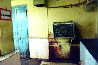 Maternity department is unhealthy! | प्रसूती विभाग अस्वच्छतेत! Maternity department is unhealthy! | प्रसूती विभाग अस्वच्छतेत!