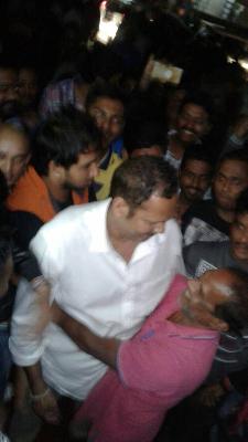 Udayan Maharaj came to Satara; But to meet the corporators! | उदयनराजे साताऱ्यात आले; पण नगरसेवकांना भेटण्यासाठी ! Udayan Maharaj came to Satara; But to meet the corporators! | उदयनराजे साताऱ्यात आले; पण नगरसेवकांना भेटण्यासाठी !