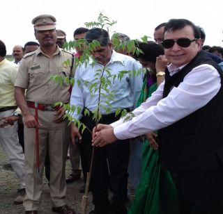 "Farmer Support Center" to give relief to farmers - Rajendra Darda | "शेतकरी आधार केंद्र" शेतक-यांना देईल दिलासा - राजेंद्र दर्डा