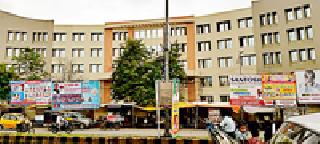 Most government offices in a rented building | बहुतांश शासकीय कार्यालये भाड्याच्या इमारतीत Most government offices in a rented building | बहुतांश शासकीय कार्यालये भाड्याच्या इमारतीत