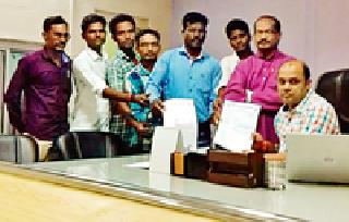 Immediately implement the order of Supreme Court's order: demand | सर्वोच्च न्यायालयाच्या ‘त्या’ आदेशाची त्वरित अंमलबजावणी करा : मागणी Immediately implement the order of Supreme Court's order: demand | सर्वोच्च न्यायालयाच्या ‘त्या’ आदेशाची त्वरित अंमलबजावणी करा : मागणी