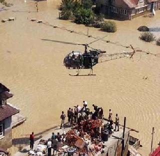In Gujarat, heavy rains lashing 72 people so far | गुजरातमध्ये मुसळधार पावसाचा हाहाकार, आतापर्यंत 72 बळी