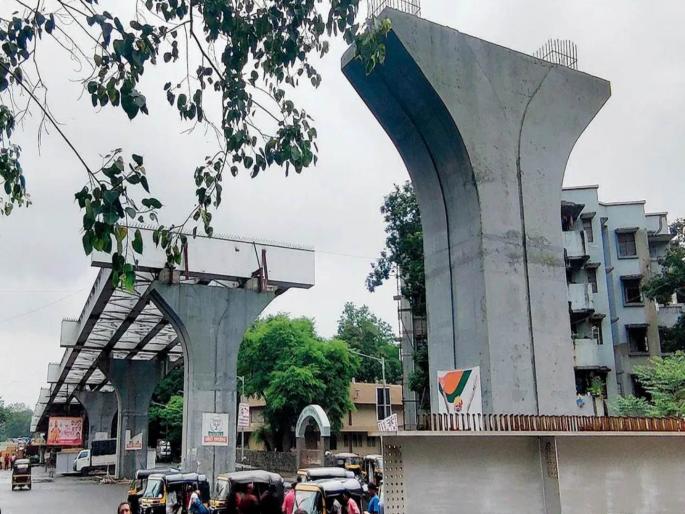 work on vikhroli flyover speed up a giant machine was brought in to cast the girders | विक्रोळी उड्डाणपुलाच्या कामाला आला वेग; गर्डर टाकण्यासाठी महाकाय यंत्र दाखल work on vikhroli flyover speed up a giant machine was brought in to cast the girders | विक्रोळी उड्डाणपुलाच्या कामाला आला वेग; गर्डर टाकण्यासाठी महाकाय यंत्र दाखल