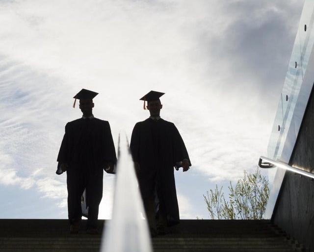 Online Education Madam, don't ask me to turn on the camera. | Online Educationची परवड : मॅडम, नका सांगू कॅमेरा ऑन करायला... Online Education Madam, don't ask me to turn on the camera. | Online Educationची परवड : मॅडम, नका सांगू कॅमेरा ऑन करायला...