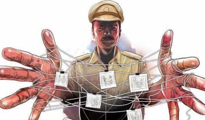 How to teach a lesson? Police terrorize criminals | कसा शिकवणार धडा? गुन्हेगारांची धिंड काढणारे पोलीस दहशतीत