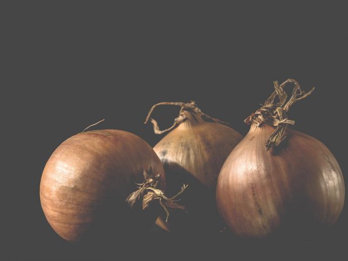 What is the reality behind the strike of onion export traders? | कांदा व्यापाऱ्यांच्या संपाचे वास्तव काय? फायद्यासाठी की शेतकऱ्यांचा राग टाळण्यासाठी? What is the reality behind the strike of onion export traders? | कांदा व्यापाऱ्यांच्या संपाचे वास्तव काय? फायद्यासाठी की शेतकऱ्यांचा राग टाळण्यासाठी?