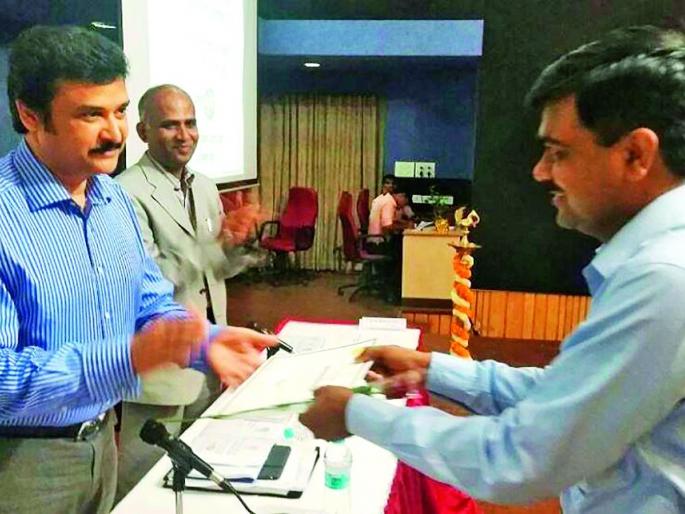 District II in Seven-Twelve Program Online | ऑनलाइन सात-बारा उपक्रमात जिल्हा दुसरा District II in Seven-Twelve Program Online | ऑनलाइन सात-बारा उपक्रमात जिल्हा दुसरा