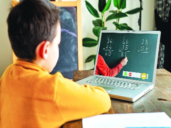 No school, no exam, yet eight lakh students in Solapur district passed! | ना शाळा, ना परीक्षा, तरीही सोलापूर जिल्ह्यातील आठ लाख विद्यार्थी झाले पास ! No school, no exam, yet eight lakh students in Solapur district passed! | ना शाळा, ना परीक्षा, तरीही सोलापूर जिल्ह्यातील आठ लाख विद्यार्थी झाले पास !