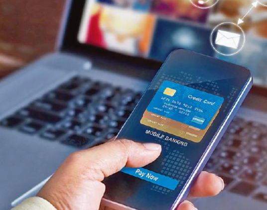 Two victims of online fraud in Nashik | नाशकात आॅनलाइन फसवणुकीचे दोघे बळी Two victims of online fraud in Nashik | नाशकात आॅनलाइन फसवणुकीचे दोघे बळी