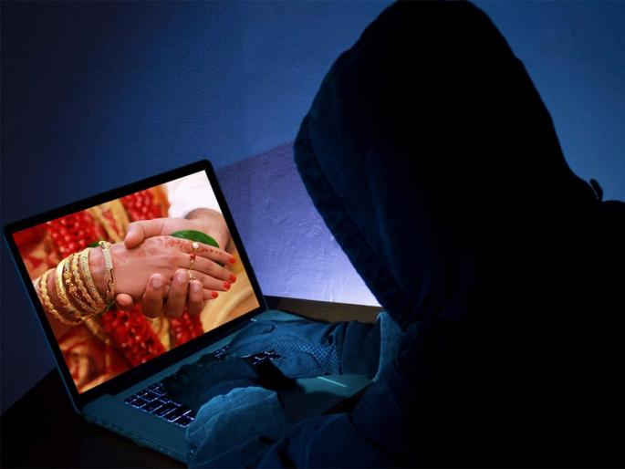 Dating, video chat and blackmailing young woman through matrimonial Sites, looted Rs 1.14 crore | मेट्रिमोनियल साईटवरून तरुणीशी ओळख, व्हिडीओ चॅट आणि ब्लॅकमेलिंग, लुटले १.१४ कोटी रुपये Dating, video chat and blackmailing young woman through matrimonial Sites, looted Rs 1.14 crore | मेट्रिमोनियल साईटवरून तरुणीशी ओळख, व्हिडीओ चॅट आणि ब्लॅकमेलिंग, लुटले १.१४ कोटी रुपये