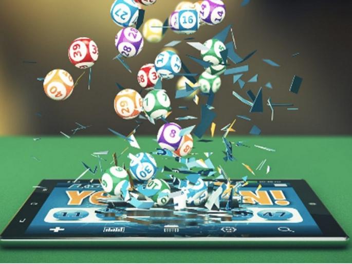 Online lottery innings presented through fake application; hingoli police raids on seven centers | फेक ॲप्लिकेशनद्वारे मांडला ऑनलाइन लॉटरीचा डाव; पोलिसांचे सात ठिकाणी छापे