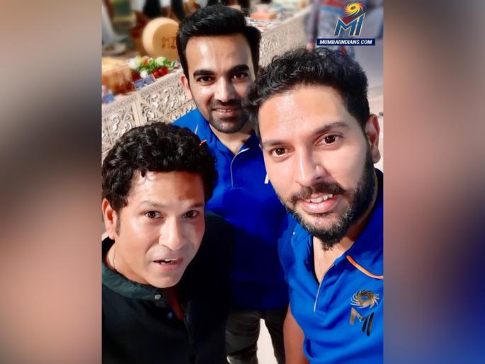 YUVRAJ SINGH IS REMINISCING 2011 WIN WITH SACHIN TENDULKAR AND ZAHEER KHAN | रियुनियन : सचिन, युवी, झॅक... आठ वर्षांनंतरची भेट लई झ्याक
