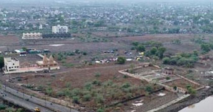 Buisinessmens grabs ‘open space’ in the Akola city; BJP's committee under suspicion | अकोला शहरातील ‘ओपन स्पेस’ व्यावसायिकांच्या घशात; भाजपची समिती संशयाच्या घेऱ्यात Buisinessmens grabs ‘open space’ in the Akola city; BJP's committee under suspicion | अकोला शहरातील ‘ओपन स्पेस’ व्यावसायिकांच्या घशात; भाजपची समिती संशयाच्या घेऱ्यात