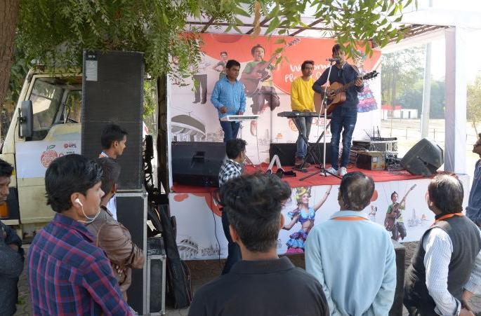 World Orange Festival: Music fame across the city in Nagpur | वर्ल्ड ऑरेंज फेस्टिव्ह : नागपुरात शहरभर संगीताची धूम World Orange Festival: Music fame across the city in Nagpur | वर्ल्ड ऑरेंज फेस्टिव्ह : नागपुरात शहरभर संगीताची धूम