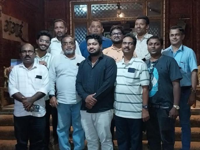 If the demands are not met, the voting will be boycotted, warns Sindhudurga District Railway Passenger Association at Oras | ..अन्यथा मतदानावर बहिष्कार घालणार, ओरास येथे जिल्हा रेल्वे प्रवासी संघटनेचा इशारा