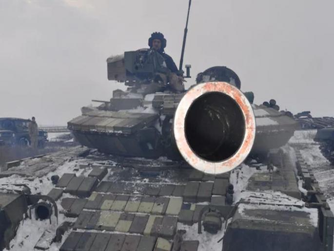 Russia Ukraine Conflict: Explosions in Ukraine! Soldier killed in shooting; The beginning of the war? | Russia Ukraine Conflict: युक्रेनमध्ये स्फोटांचे आवाज! गोळीबारात सैनिकाचा मृत्यू; गृह युद्धाला सुरुवात Russia Ukraine Conflict: Explosions in Ukraine! Soldier killed in shooting; The beginning of the war? | Russia Ukraine Conflict: युक्रेनमध्ये स्फोटांचे आवाज! गोळीबारात सैनिकाचा मृत्यू; गृह युद्धाला सुरुवात