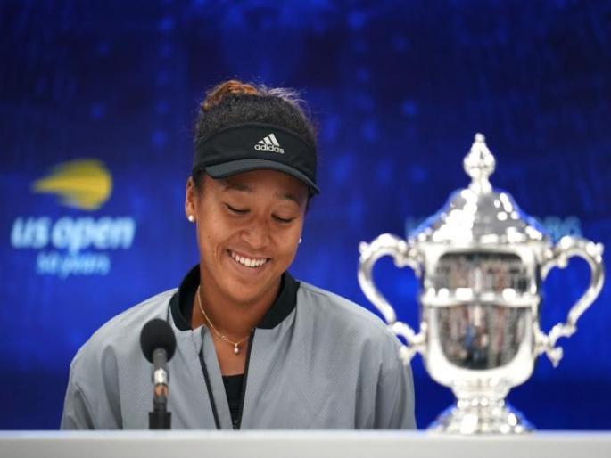 US Open 2018: Naomi Osaka gives energy to japan during this difficult time | US Open 2018: अमेरिकन जपानी गुडिया; ओसाकाच्या जेतेपदानं जपानवासीयांच्या दुःखावर आनंदाची फुंकर US Open 2018: Naomi Osaka gives energy to japan during this difficult time | US Open 2018: अमेरिकन जपानी गुडिया; ओसाकाच्या जेतेपदानं जपानवासीयांच्या दुःखावर आनंदाची फुंकर
