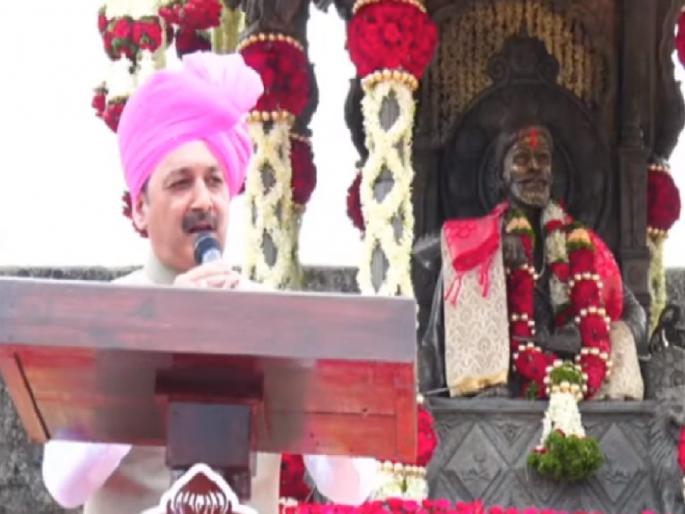 Chhatrapati MP Sambhaji Raje reaction Maratha Reservation on day of Shivrajyabhishek Din Raigad | Maratha Reservation: “मी मेलो तरी चालेल पण...”: रायगडावर मराठा आरक्षणावरून छत्रपती संभाजीराजे कडाडले Chhatrapati MP Sambhaji Raje reaction Maratha Reservation on day of Shivrajyabhishek Din Raigad | Maratha Reservation: “मी मेलो तरी चालेल पण...”: रायगडावर मराठा आरक्षणावरून छत्रपती संभाजीराजे कडाडले