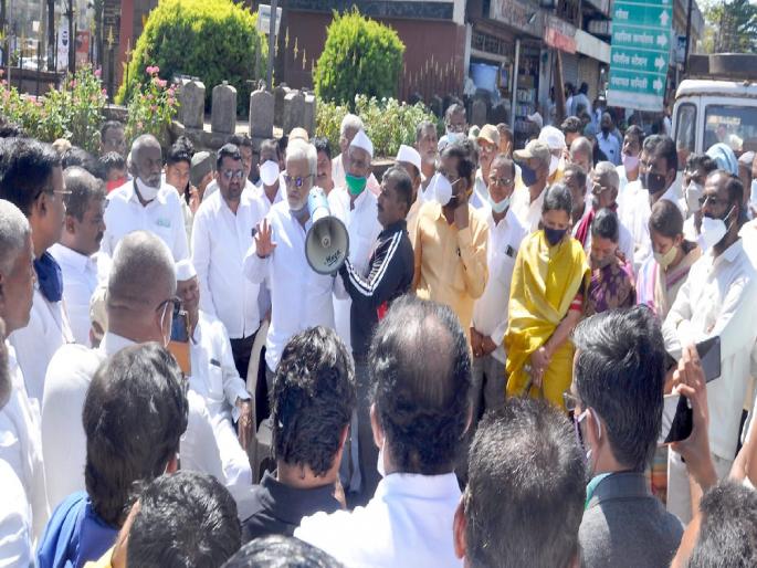 The power of power cannot rule the minds of the people | सत्तेच्या बळावर जनतेच्या मनावर राज्य करता येणार नाही - श्रीपतराव शिंदे The power of power cannot rule the minds of the people | सत्तेच्या बळावर जनतेच्या मनावर राज्य करता येणार नाही - श्रीपतराव शिंदे